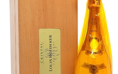 1 bt. Mg. Champagne “Cristal”, Louis Roederer 1996 A (hf/in). Owc.