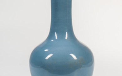 Sky Blue-glazed Vase