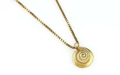 14 kt gold pendant 'snail house' with diamond