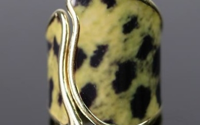 14K Yellow Gold and Polychrome Enamel Ring