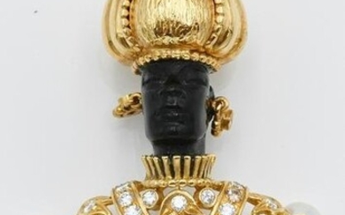 18 Karat Gold Blackamoor Figure, having crown and