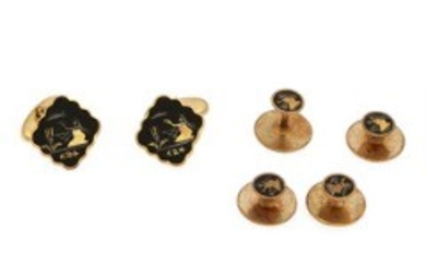 1918/1106 - A gentke men jewellery collection comprising a pair of cuff links and four studs each decoraited with gold, mounted in gilded metal. (6)