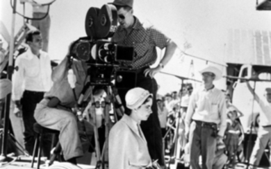 Avery Akron/Ohio 1918 – 2002 Los Angeles Elizabeth Taylor on the Set of 'Giants', Marfa, Texas.