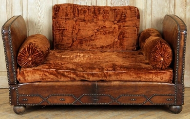 FRENCH LEATHER DAY BED NAIL HEAD TRIM C.1920