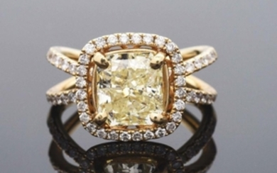 14K Gold Light Yellow Radiant-Cut Diamond Ring.