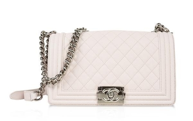Chanel Bag White / Nude Quilted Caviar Medium