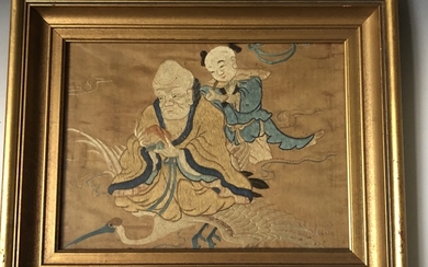 A CHINESE ANTIQUE FIGURES OF EMBROIDERY WITH FRAME