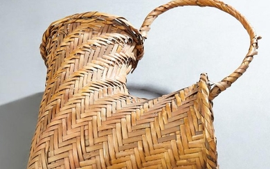 Choctaw Indian Elbow Basket, 20th c., in herringbone