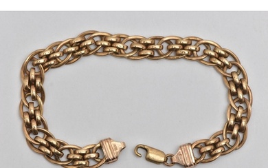 A 9CT GOLD ITALIAN BRACELET, a fancy link chain bracelet, fi...