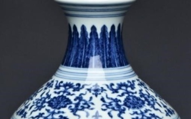 A BLUE AND WHITE VASE YONGZHENG MARK AND PERIOD
