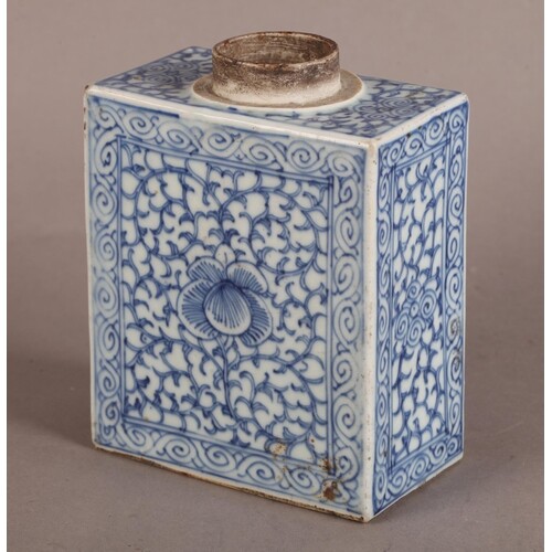A CHINESE PORCELAIN CADDY of rectangular form with cylindric...
