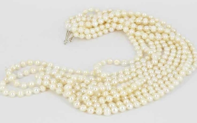 A FIVE STRAND FRESHWATER PEARLS NECKLACE