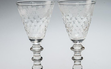 A PAIR OF WINE GLASSES