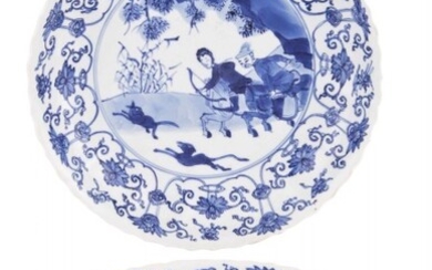 A Pair of Chinese Blue and White Porcelain "Hunt" Dishes