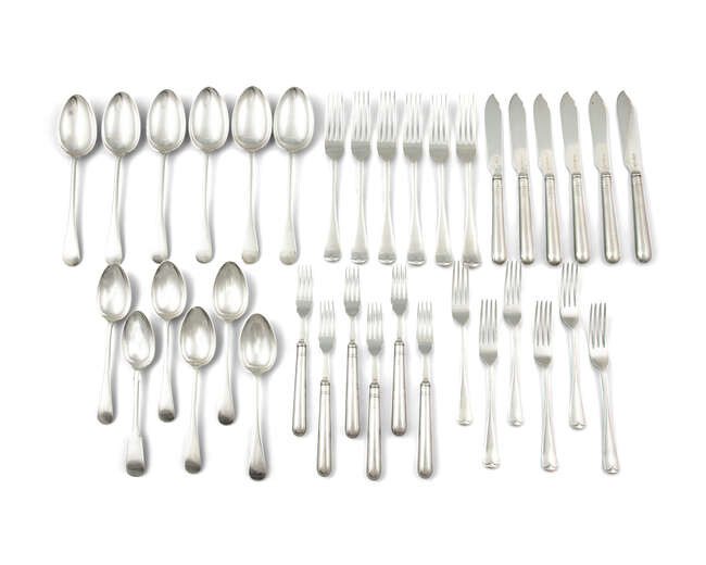 A SUITE OF SILVER FLATWARE, Sheffield c.1910, makers...