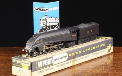 A Wrenn 00 Gauge Model Locomotive W2213 Gresley A4 4-6-2 'LNER 4903 Peregrine' in original box with