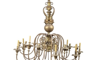 A brass chandelier, in the Dutch style of the 17th century, 19th century | Lustre en laiton, dans le gout hollandais du XVIIeme siècle, XIXeme siècle