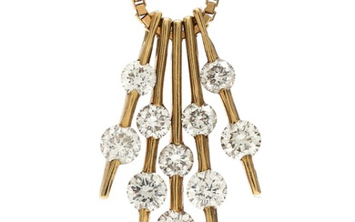 A diamond necklace set with numerous brilliant-cut diamonds totalling app. 1.00 ct....