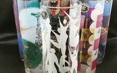 A set of six vintage glasses Japanese with individual designs and gold trimming