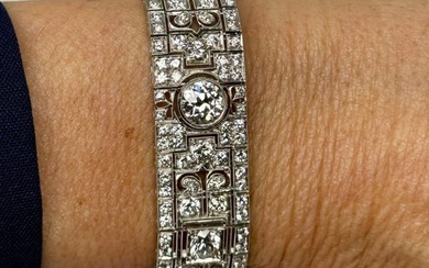 Art Deco Platinum 16.85 Ct. Diamond Bracelet