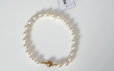 Bracelet en perles avec fermoir en or jaune, 14 carats, diam. de la perle env....
