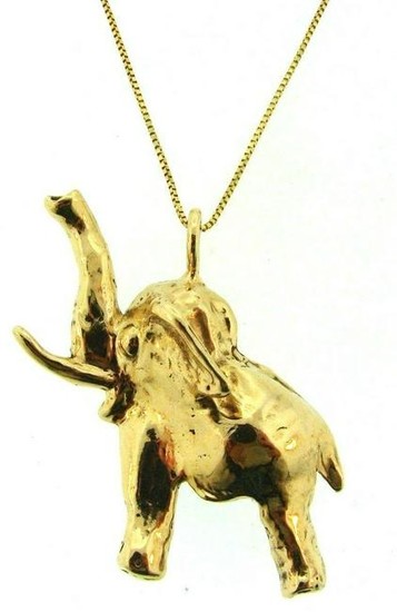 CHARMING 14k Yellow Gold Elephant Necklace