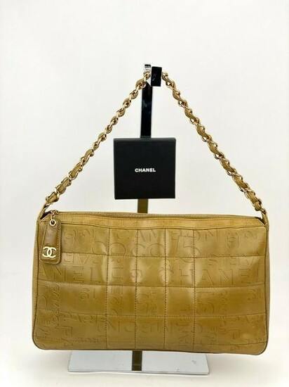 Chanel Zippered Stitched Leather Chocolate Bar Chain