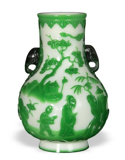 Chinese Green Peking Glass Vase, 19th Century