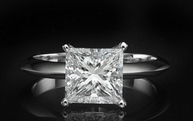 E/VS2 2.51ct Princess Diamond Engagement Ring, Classic Luxury Jewelry - 18 kt. White gold, GIA-Certified Diamond