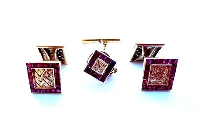 FRENCH LAYKIN AT CIE 18K GOLD RUBY PAIR OF CUFFLINKS AND TIE TACK