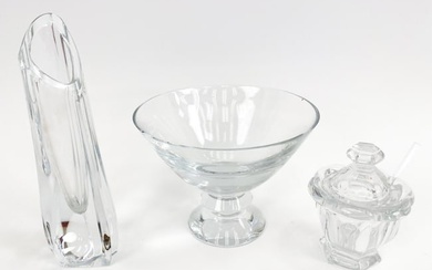 GROUPING OF BACCARAT CRYSTAL