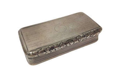 George III silver snuff box of rectangular form, with engine turned decoration