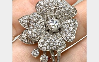 Ghiso Paris Art Deco Platinum Diamond Flower Brooch