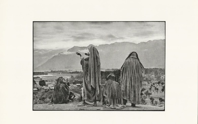 Henri Cartier-Bresson - Srinagar, Kashmir, 1948