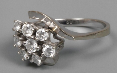 Ladies ring with diamonds