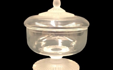 Lalique Crystal "Elvine" Pedestal Bowl Candy Dish with lid