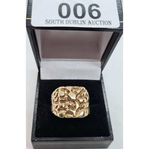 Large 9ct yellow gold gents ring, size Y, 7.3g