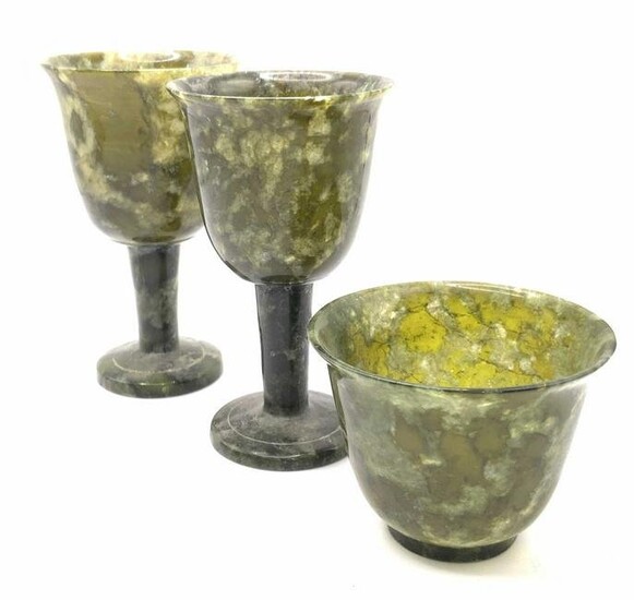 Lot 3 Vintage Spinach Jade Cups, Collectibles