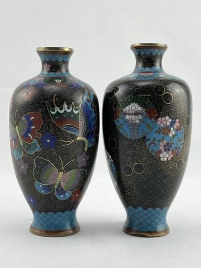 Lot of 2 Antique Chinese / Japanese Cloisonne Vases