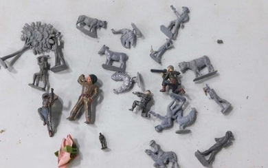 Lot of Lead Soldiers, Animals, etc