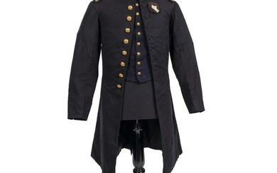 Medal of Honor Recipient's Uniform w/ Lincoln Mourning Badge