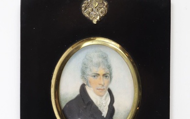 Miniature - vers 1800, gouache sur os, ovale, fine peinture miniature, portrait en buste d'un...