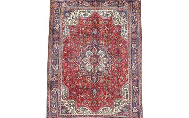 Old-made Persian Tabriz carpet, Heriz design