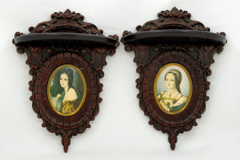 Pair of Hangable Antique-Style Small Shelves