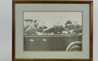 Rare Photo of Franklin and Eleanor Roosevelt, Car
