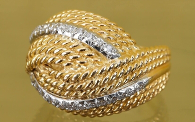Ring In braided gold with a line of diamonds Finger...