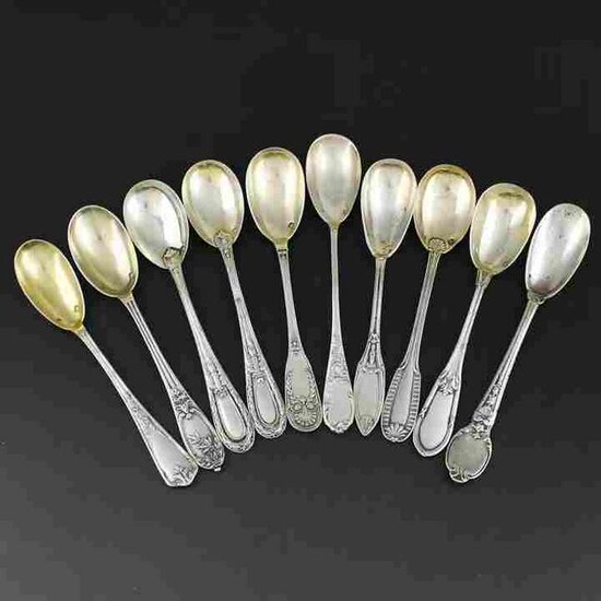 Set of 10 French sterling silver coffee spoons in the