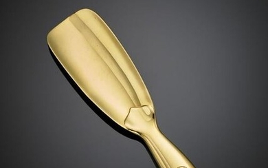 TIFFANY & CO. Yellow gold shoe horn, g 82.10 circa.