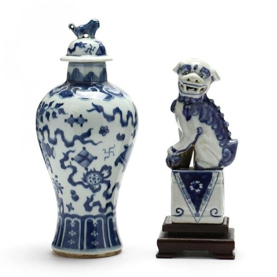 Two Pieces of Chinese Blue and White Porcelain