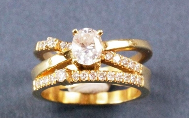 Unusual 18k Yellow Gold and Diamond Ring